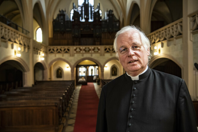 Gerald Goesche in der römisch-katholischen St.-Afra-Kirche