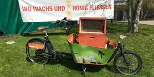 Ein Lastenfahrrad