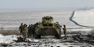 Russischer Panzer bei einer Militärübung