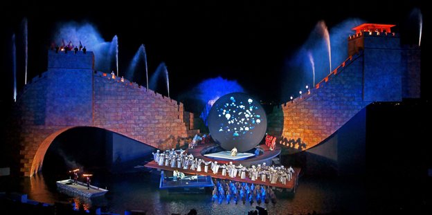 „Turandot“-Inszenierung auf der Seebühne