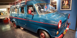 Ein alter Ford-Transit im Museum