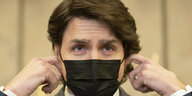 Kanadas Premierminister Justin Trudeau mit Maske.
