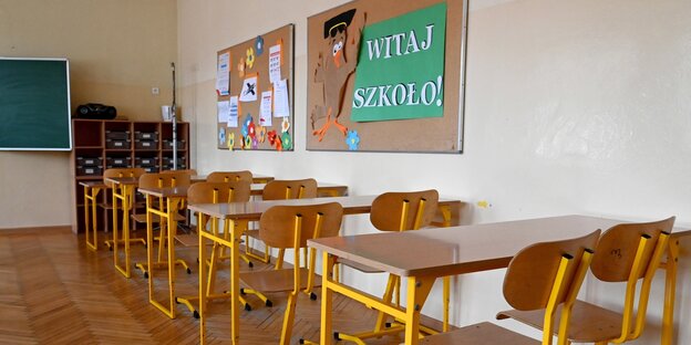 Leeres Klassenzimmer in Polen