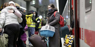 Ankunft am Hauptbahnhof mit dem Zug aus Warschau