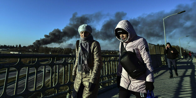 Дым над Львовом после взрыва возле аэропорта 18 марта