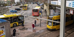 VieleBusse in einer Großstadt