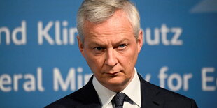 Bruno le Maire bei einer Pressekonferenz