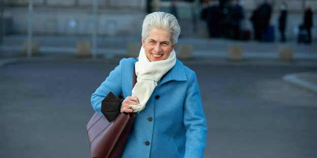 Marie-Agnes Strack-Zimmermann (FDP), stellvertretende Bundesvorsitzende, kommt zur Wahl des Bundespräsidenten durch die Bundesversammlung ins Paul-Löbe-Haus