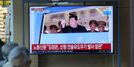 Ein Fernsehbildschirm in Seoul zeigt eine Nachrichtensendung über Nordkoreas Machthaber Kim Jong Un, in der von einem angeblichen Test einer neuartigen «Lenkwaffe» berichtet wird.