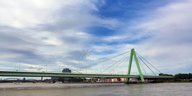 Blick auf die Kölner Severinsbrücke
