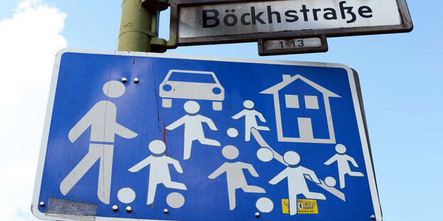 Schilder "Böckhstraße" und Verkehrsberuhigte Zone