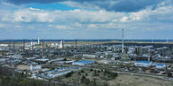 Blick auf die Raffinerie in Schwedt