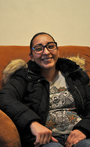 Portrait von Claudia Guerrero mit Brille Portrait von Claudia Guerrero mit Brille