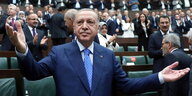 Der türkische Präsident Recep Tayyip Erdoğan im Parlament in Ankara