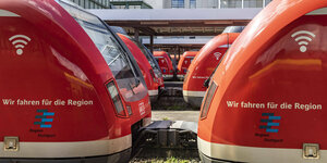 Zwei S-Bahn Waggons