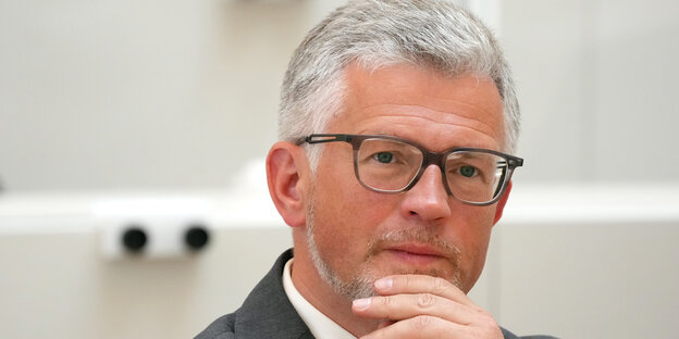 Der ukrainische Botschafter Andrij Melnyk im Porträt Der ukrainische Botschafter Andrij Melnyk im Porträt