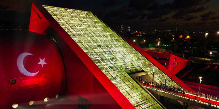 Front des Museums CSO in Ankara