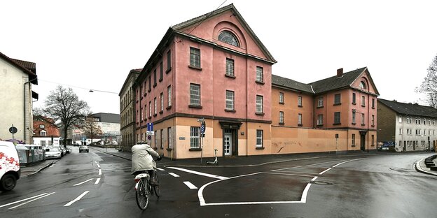 Fassade der ehemaligen JVA in Göttingen