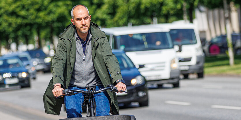 Mann auf Fahrrad