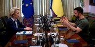 EU-Komissionschefin von der Leyen und der ukrainische Präsident Selenski im Gespräch