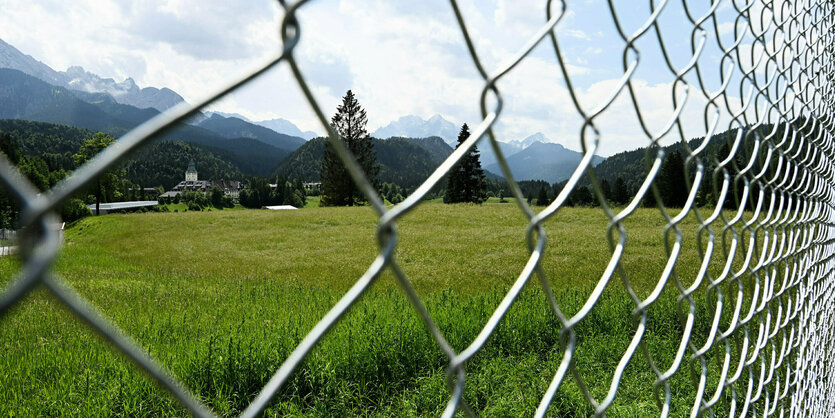 Vor dem G7-Gipfel in Elmau: Der Sicherheitszaun, der das Schloss umgibt