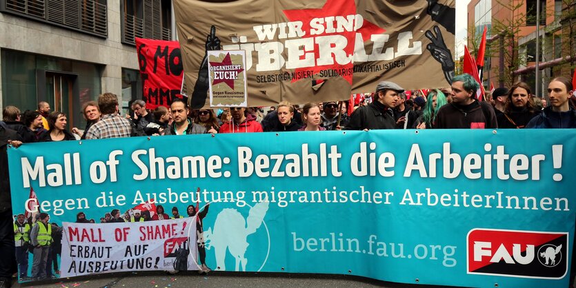 Demonstration für die Löhne der Wanderarbeiter