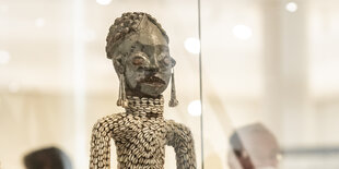 Figur Ngonnso aus Kamerun im Berliner Humboldt Forum