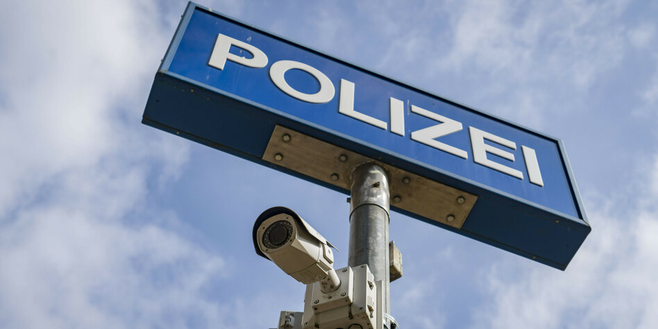 Polizistenaussage-im-NSU-2-0-Prozess-Was-geschah-im-Frankfurter-1-Revier-