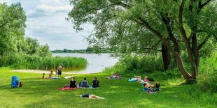 Eine Badestelle am See