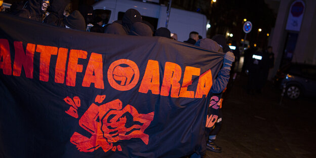 Banner "Antifa Area"