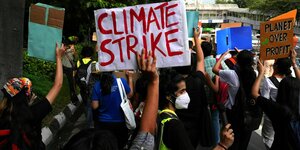 Klimaaktivisten demonstrieren in Neu Delhi