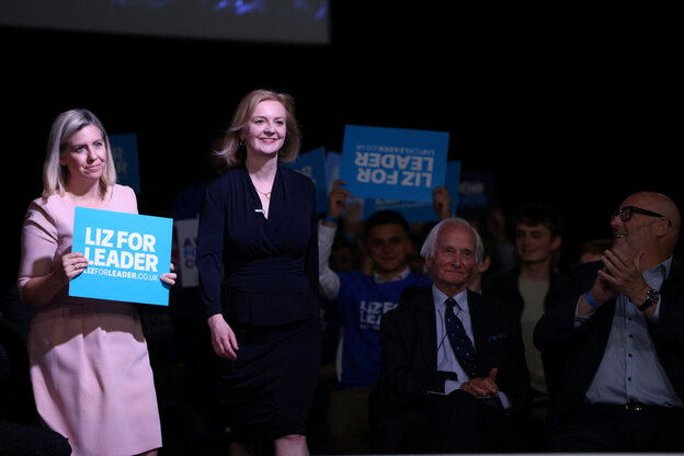 Die britische Außenministerin Liz Truss spricht vor Tory-Mitgliedern einer Wahlkampfveranstaltung in Leeds am 28. Juli 2022.