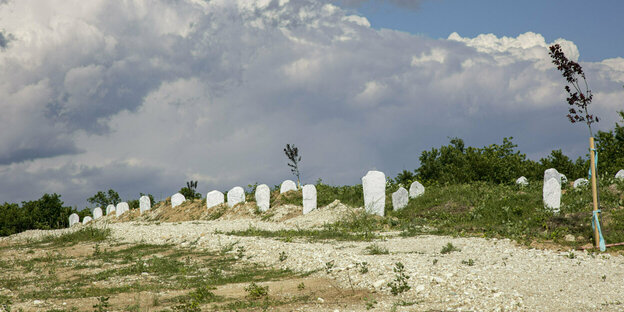 Muslimische Grabsteine auf einem Friedhof