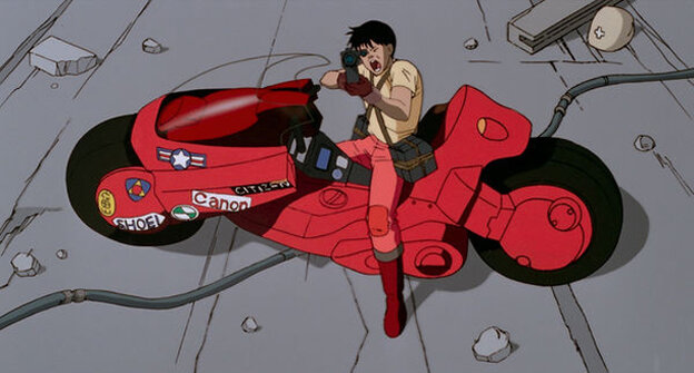 Szene aus dem Animationsfilm "Akira": Ein Mann hat mit seinem roten Motorrad angehalten und zielt mit einer Maschinenpistole in die Luft
