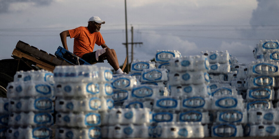 Water crisis and racism in the USA: Brown drips from the faucet