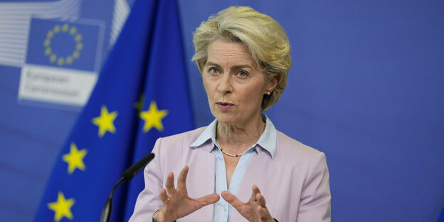 EU-Kommissionspräsidentin von der Leyen bei einer Pressekonferenz.