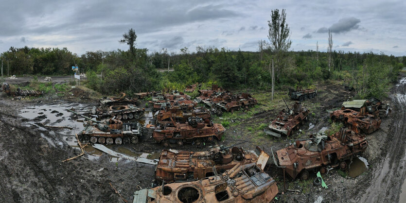 Mehrere zerstöre russische Panzer