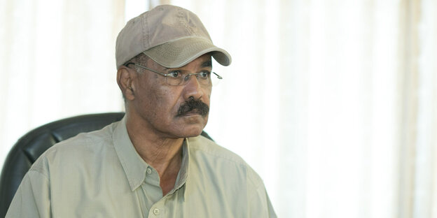 Portrait des eritreischen Diktators Isayas Afewerki