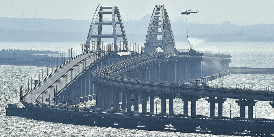 +++ News in the Ukraine war +++: Explosion on Crimean bridge