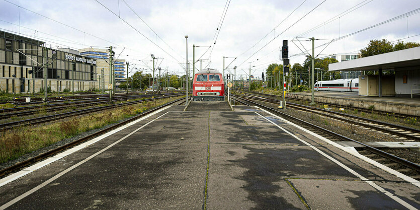 Ein verwaister Bahnsteig in Hannover