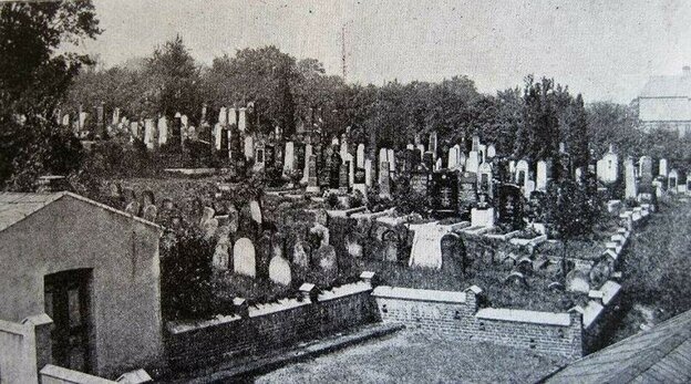 Ein alter jüdischer Friedhof