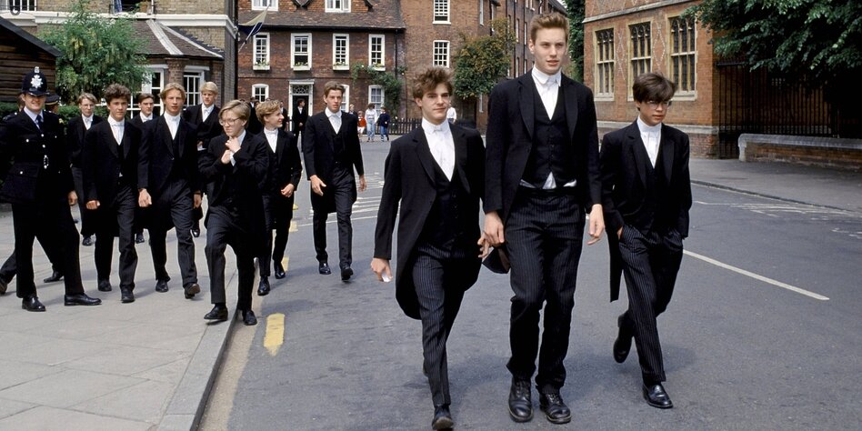 Class society Great Britain: Eton students among themselves