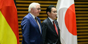 Steinmeier neben dem dem japanischen Ministerpräsidenten Fumio Kishida