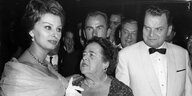 Sophia Loren, Elsa Maxwell und Alfred bauer in einer historischen Aufnahme