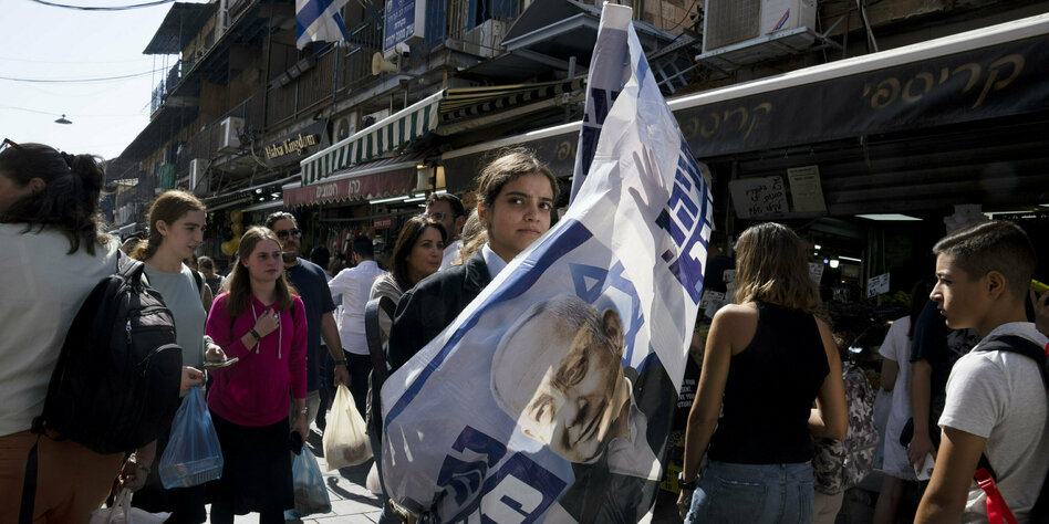 Regierungsbildung in Israel: Rechter wird's nicht