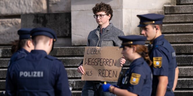 Ein Klimaaktivist der Gruppe 