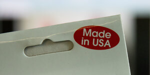 Versandumschlag mit Stempel "Made in USA"