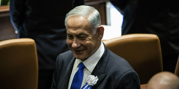 Benjamin Netanjahu in den Sitzreihen der Knesset