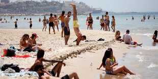 Leute am Strand