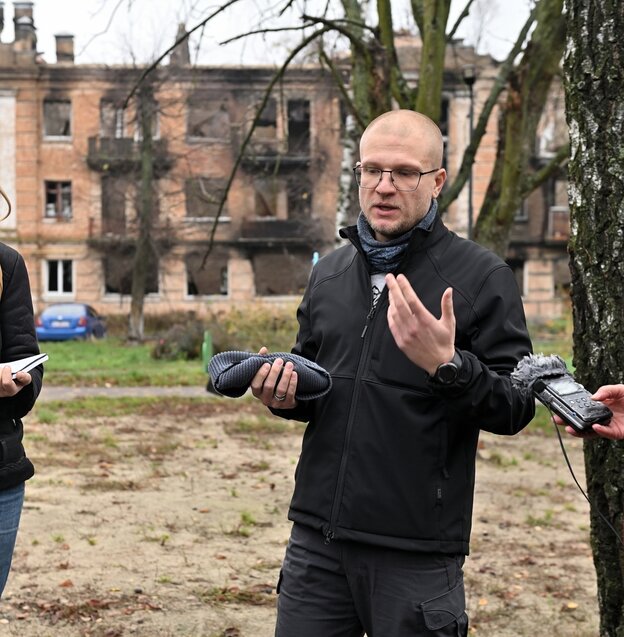 Der Schriftsteller Mykhed spricht Der Schriftsteller Mykhed spricht